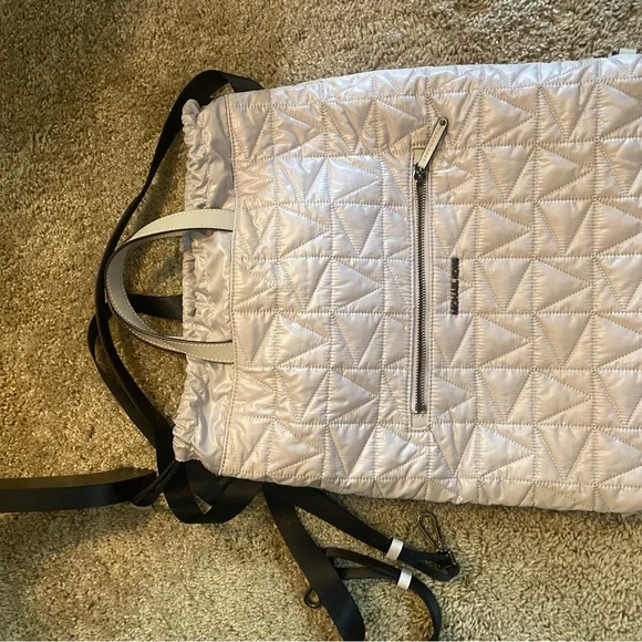 New with tags Michael Kors Winnie Metallic Quilted Backpack - Picture 7 of 13